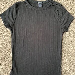 Women’s rubbed black fitted tshirt